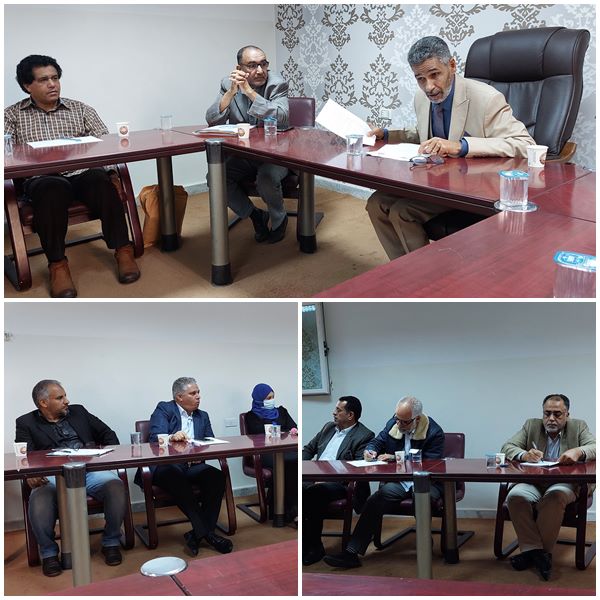 احتماع تنظيمي يعقده رئيس الجامعة مع كلية القانون