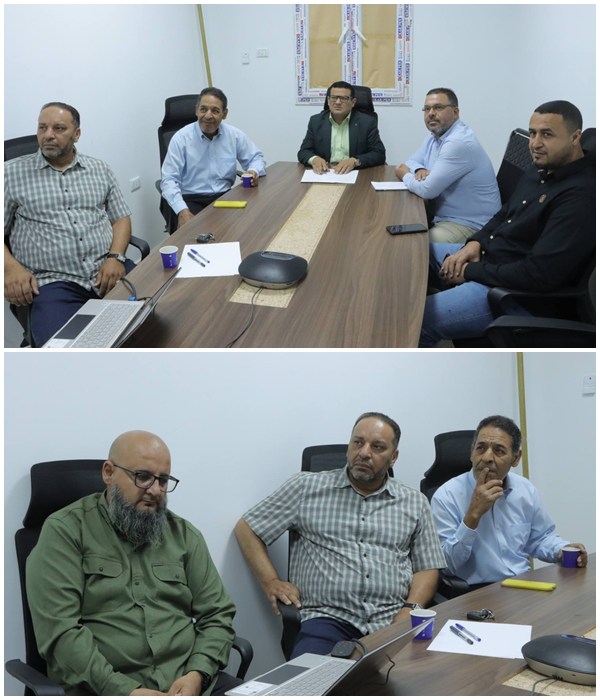 اجتماع للتعاون بين جامعة سرت وجامعة UNIKL عُقد اجتماع مشترك عبر تقنية الزوم بين جامعة سرت وجامعة UNIKL الماليزية، حيث تم استعراض سبل تطوير التعاون بين الجامعتين في مجالات البحوث العلمية والدراسات العليا والمؤتمرات العلمية. حضر الاجتماع عن جامعة سرت الدكتور الطيب القبي وكيل الشؤون العلمية بالجامعة والدكتور عبد السلام عبد الحفيظ. مدير مكتب التعاون الدولي ورؤساء أقسام التعاون الدولي بكليات القانون والهندسة والعلوم. حيث تبادل المشاركون الأفكار والمقترحات لتعزيز التعاون الأكاديمي والبحثي بين الجامعتين مما يعكس التزامهم بتطوير التعليم العالي والبحث العلمي.